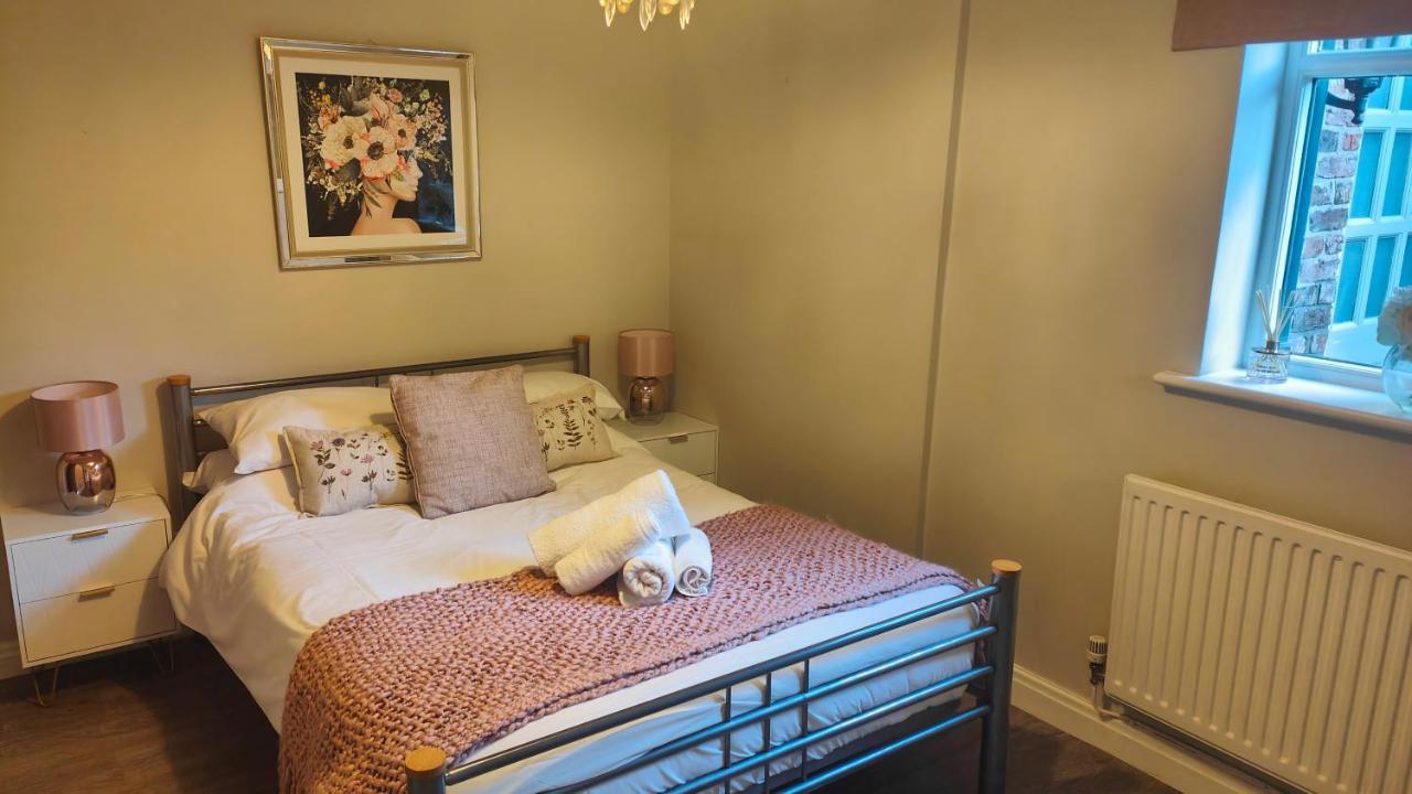 Chester City Apartments - With Free Parking Esterno foto